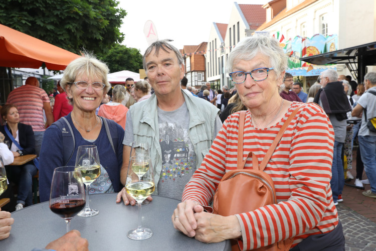 So köstlich war Euer Weinfest in Gifhorns Innenstadt – KURT zeigt die schönsten Bilder