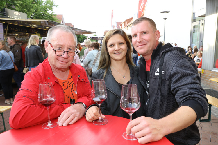 So köstlich war Euer Weinfest in Gifhorns Innenstadt – KURT zeigt die schönsten Bilder