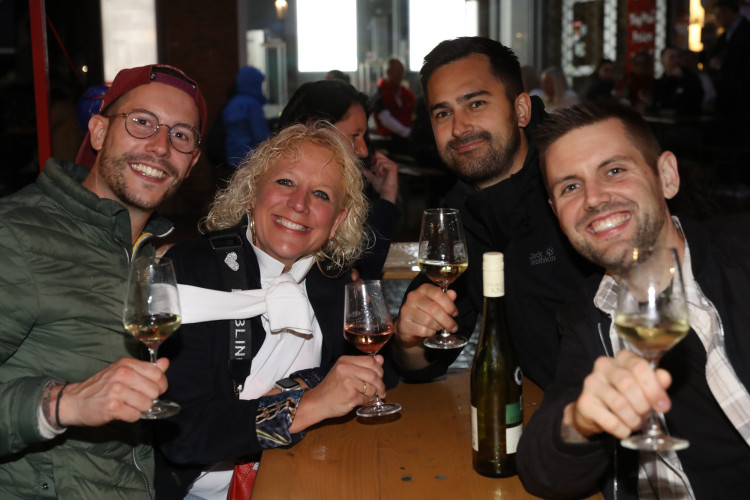 So köstlich war Euer Weinfest in Gifhorns Innenstadt – KURT zeigt die schönsten Bilder