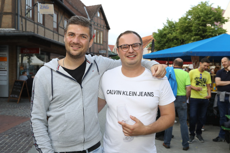 So köstlich war Euer Weinfest in Gifhorns Innenstadt – KURT zeigt die schönsten Bilder
