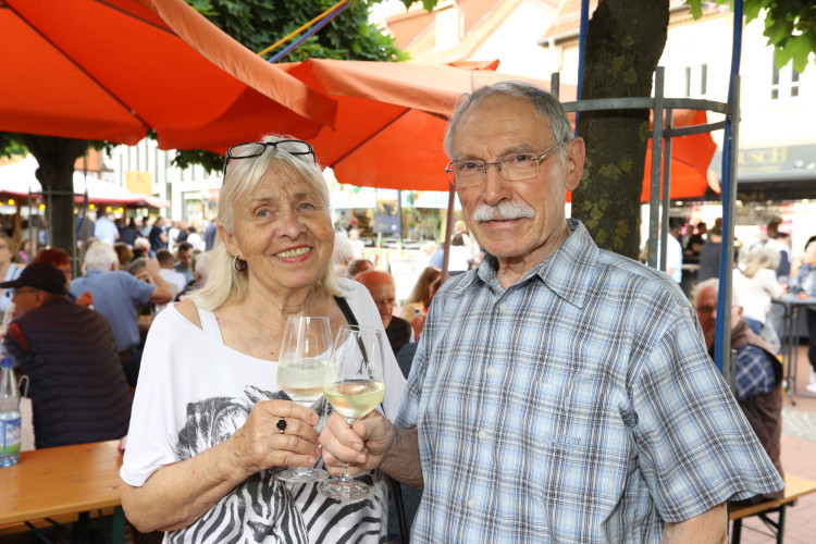 So köstlich war Euer Weinfest in Gifhorns Innenstadt – KURT zeigt die schönsten Bilder