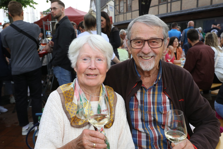 So köstlich war Euer Weinfest in Gifhorns Innenstadt – KURT zeigt die schönsten Bilder