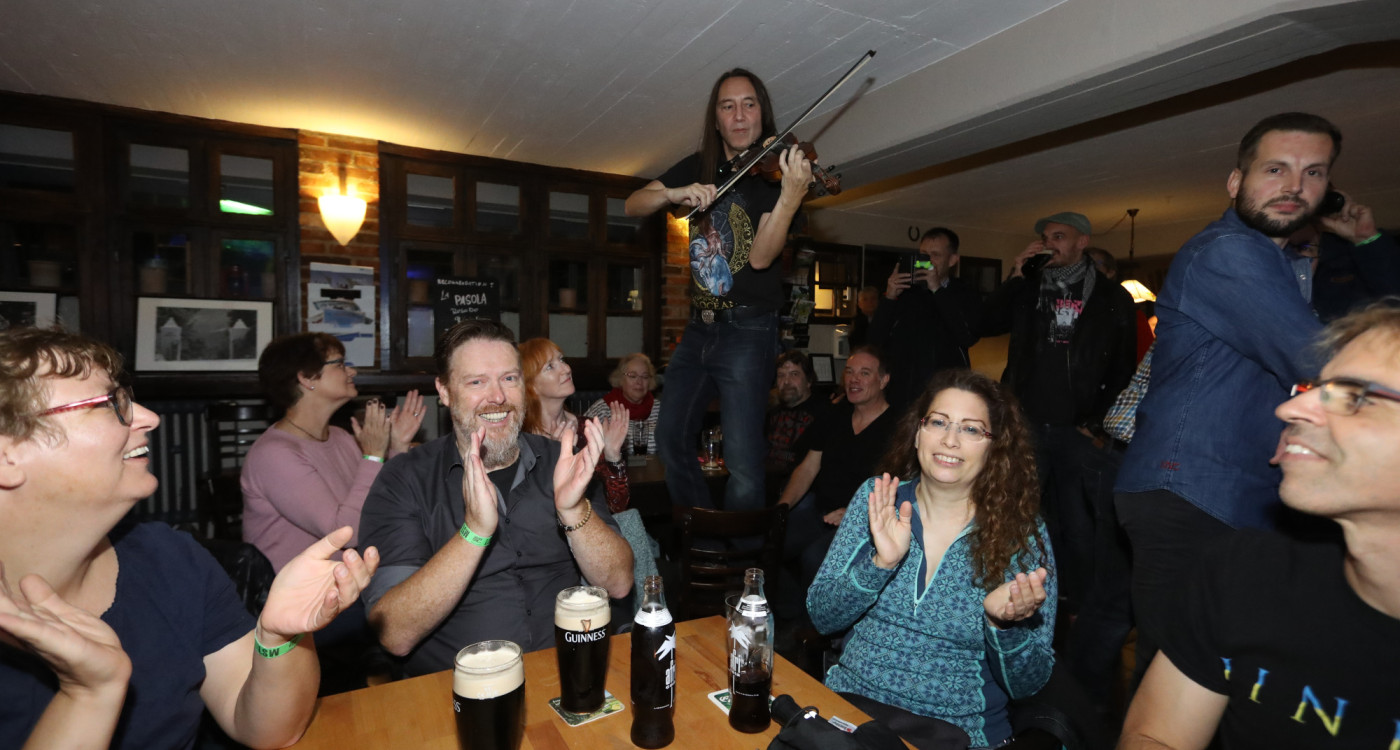 So viel Musik für nur ein Bändchen: Am 11. November findet in Gifhorn wieder das Honky-Tonk-Festival statt