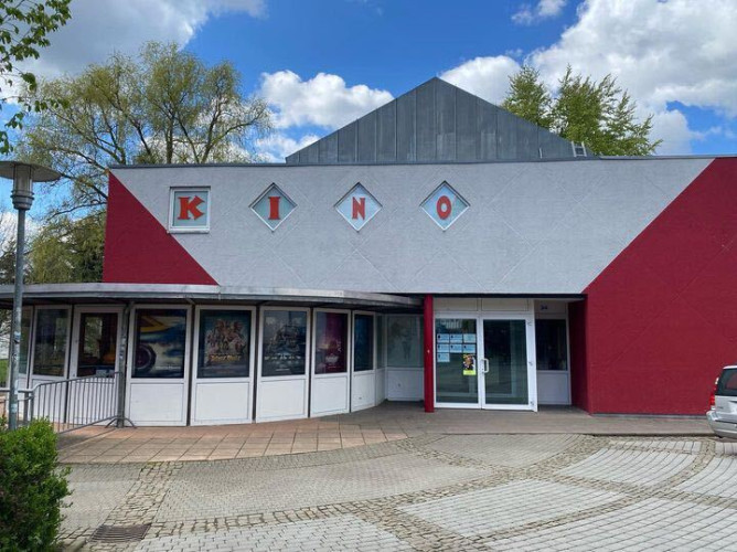 So voll war unsere Redaktion noch nie: 27 Schülerinnen und Schüler beweisen beim KURT-Zukunftstag größte Kreativität