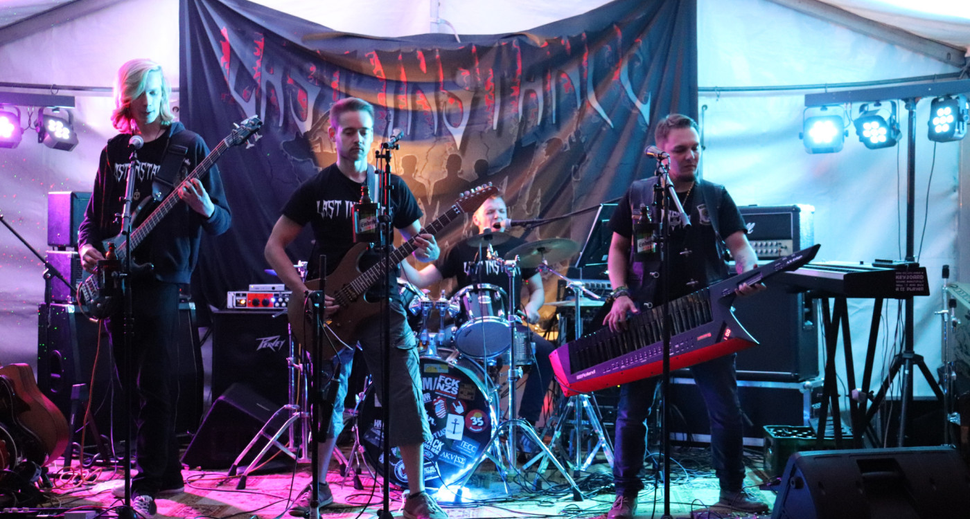 Songs über Scheißzeiten – und meist stirbt irgendwer: Die Hankensbütteler Heavy-Metal-Band Last Instance hat frisch ihre selbstbetitelte EP rausgebracht