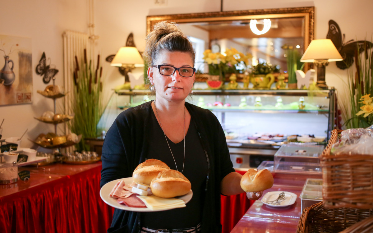 Spannender Fußball am Wochenende, Frühstücksbuffet und Mittagstisch in der Sportgaststätte SV Gifhorn