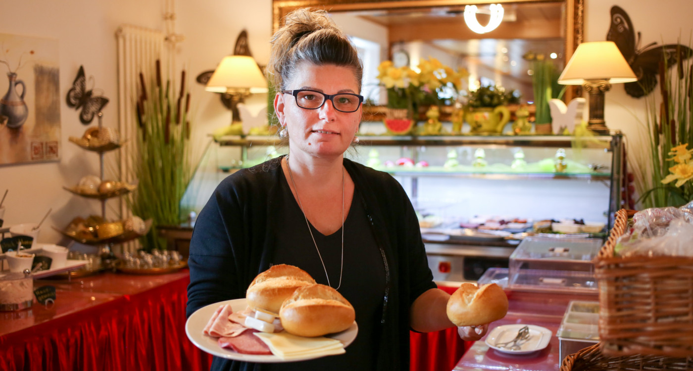 Spannender Fußball am Wochenende, Frühstücksbuffet und Mittagstisch in der Sportgaststätte SV Gifhorn