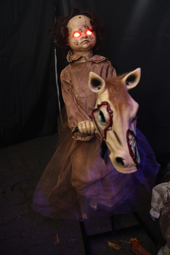 Spinnenweben, Zombies und Hexenkunst: KURT zeigt Euch, wo sich an Halloween im Landkreis Gifhorn gegruselt wurde