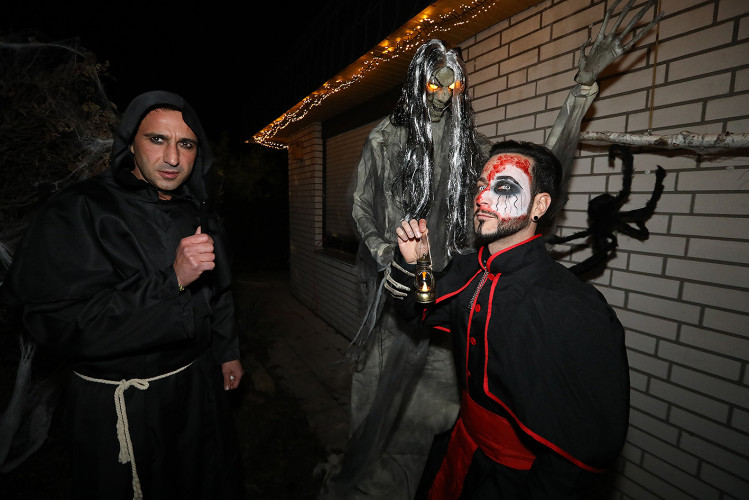 Spinnenweben, Zombies und Hexenkunst: KURT zeigt Euch, wo sich an Halloween im Landkreis Gifhorn gegruselt wurde