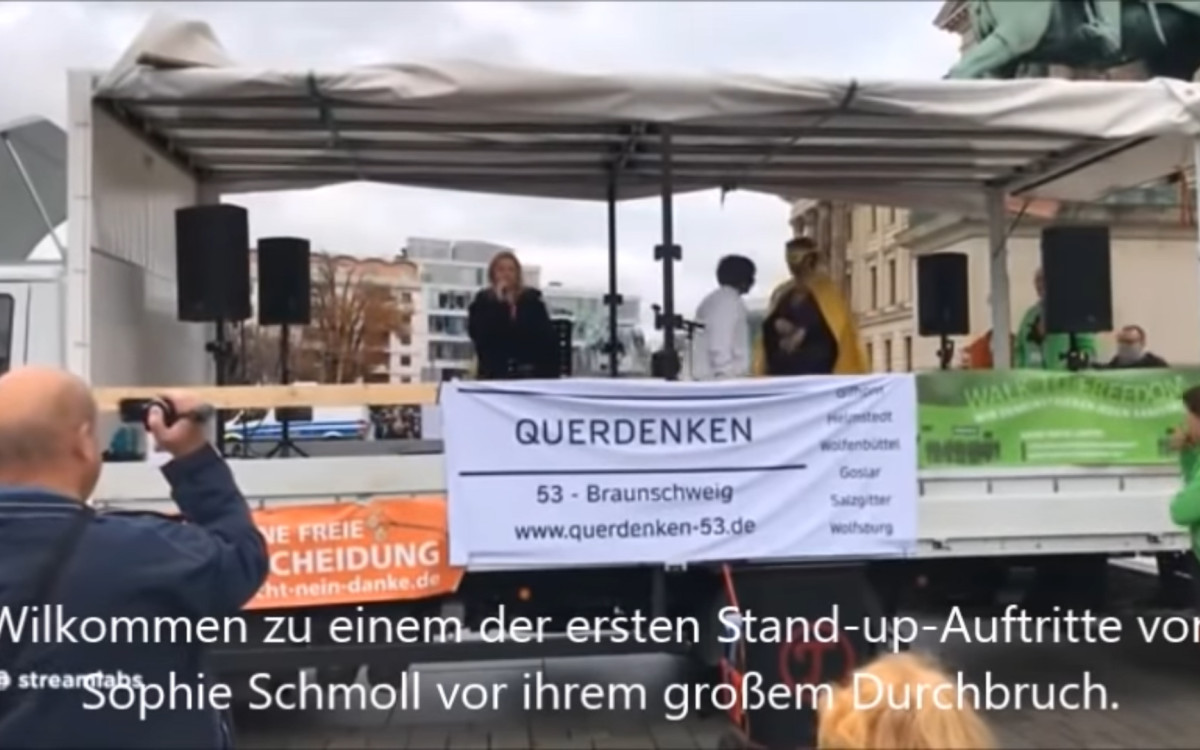 Sportpalast in klein – Jana aus Kassel macht das ganz geil