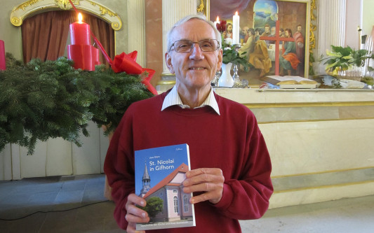 St. Nicolai in Gifhorn: Das neue Buch von Autor Uwe Gierz über die schöne Kirche gewährt tiefe Einblicke in die Stadtgeschichte