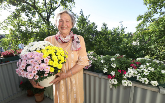 Striktes Markisenverbot, damit man die Sonne sehen kann - Anna Both ist Finalistin beim Gifhorner Balkon-Wettbewerb