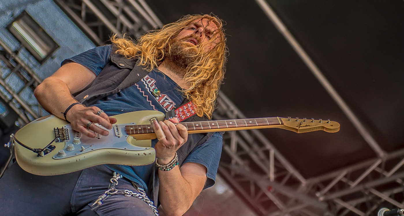 Tausche Aktentasche  gegen E-Gitarre - So schaffte es Marc Beierstedt vom Betriebswirt zum Bühnenstar
