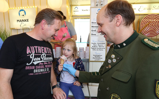 Torwand, Slackline und viel Süßes für die Jüngsten: Das war der Schützenfest-Samstag mit dem großen Kinderschützenfest