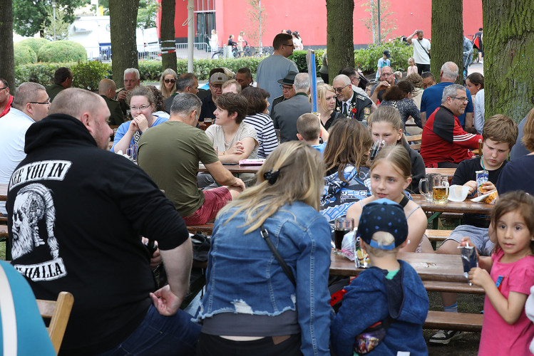 Torwand, Slackline und viel Süßes für die Jüngsten: Das war der Schützenfest-Samstag mit dem großen Kinderschützenfest