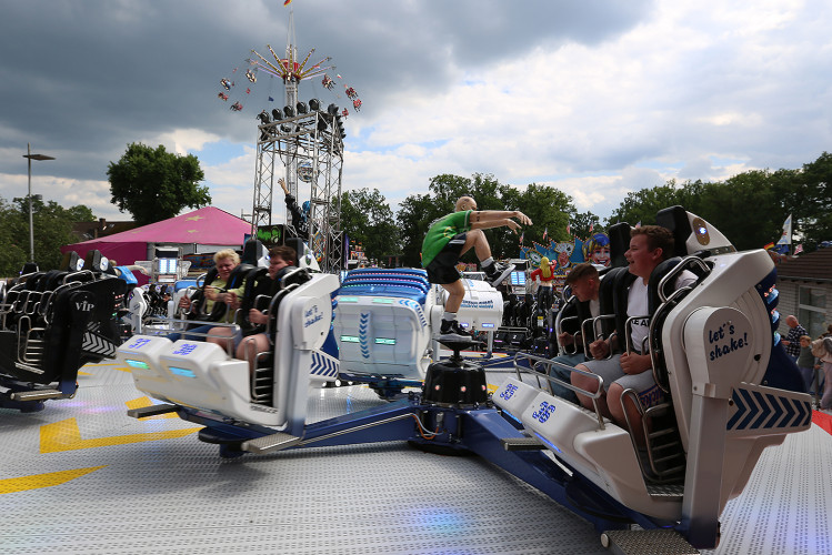 Torwand, Slackline und viel Süßes für die Jüngsten: Das war der Schützenfest-Samstag mit dem großen Kinderschützenfest