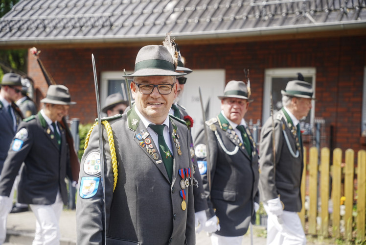 Trotz Tropenhitze beste Laune beim Gifhorner Schützenfest: KURT zeigt Euch die schönsten Bilder des Freitagsumzugs