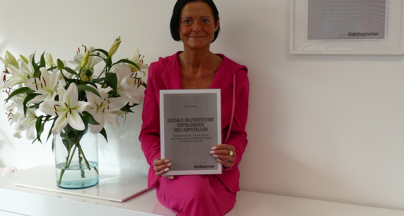 Über dieses Buch wird in ganz Deutschland geredet: Dr. Tanja Heitling, Geschäftsführerin der Lebenshilfe Gifhorn, analysiert die sozialen Hilfesysteme