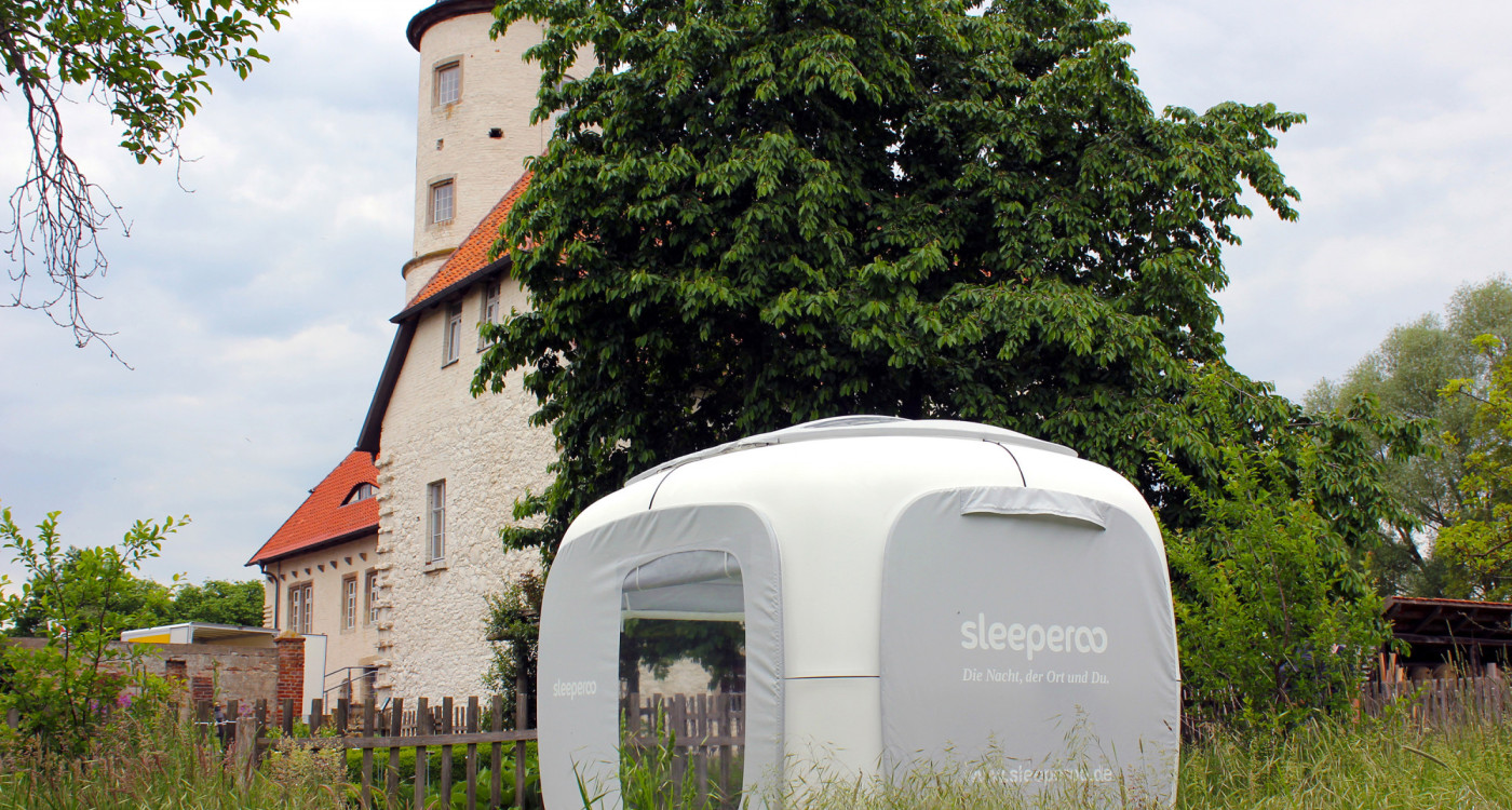 Übernachtung mit Blick in den Sternenhimmel - Neues Sleeperoo im Burgmuseum Brome