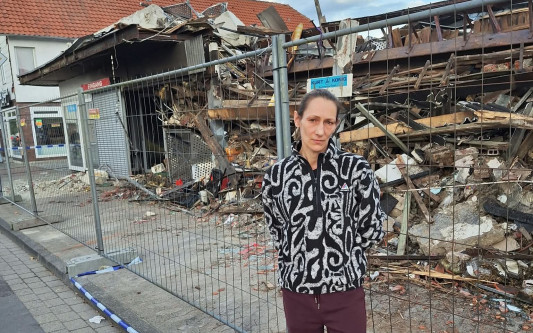 Und plötzlich steht das Zuhause in Flammen: Ein verheerendes Feuer nimmt der Gifhornerin Peggy Krebs fast alles