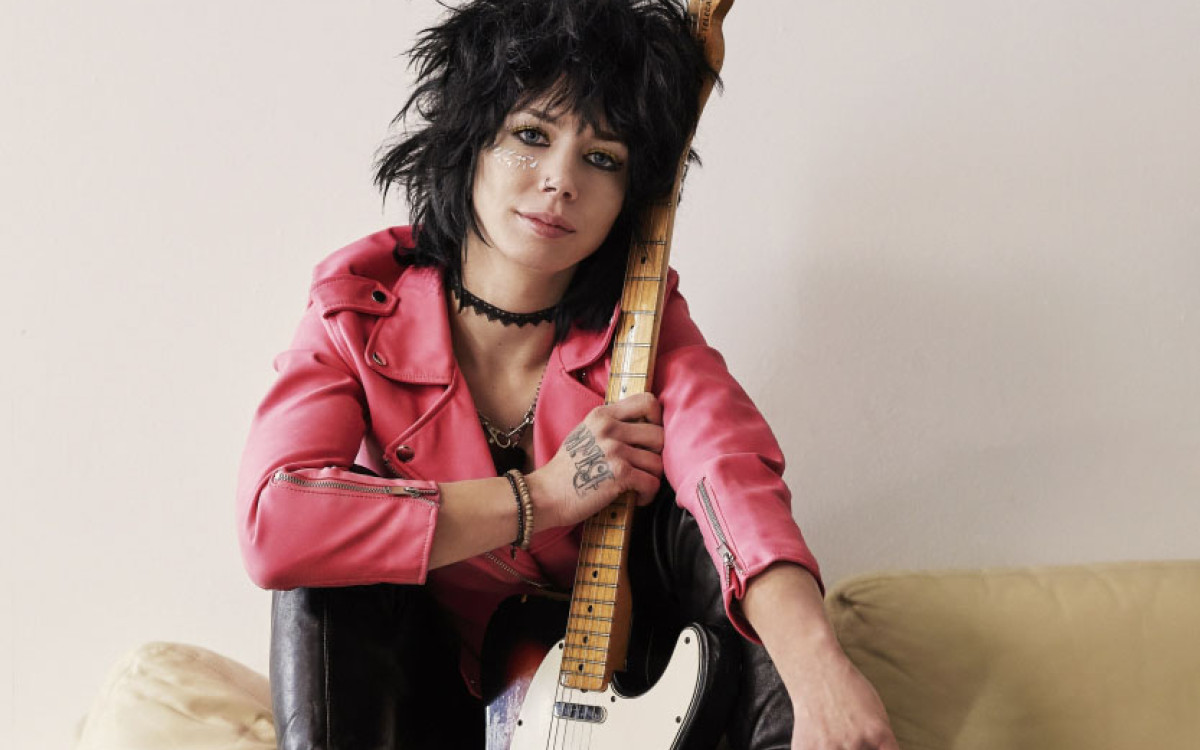 Vanja Sky & Band im Kultbahnhof: Die Musikerin präsentiert eindringliche Eigenkompositionen von Blues und Rock