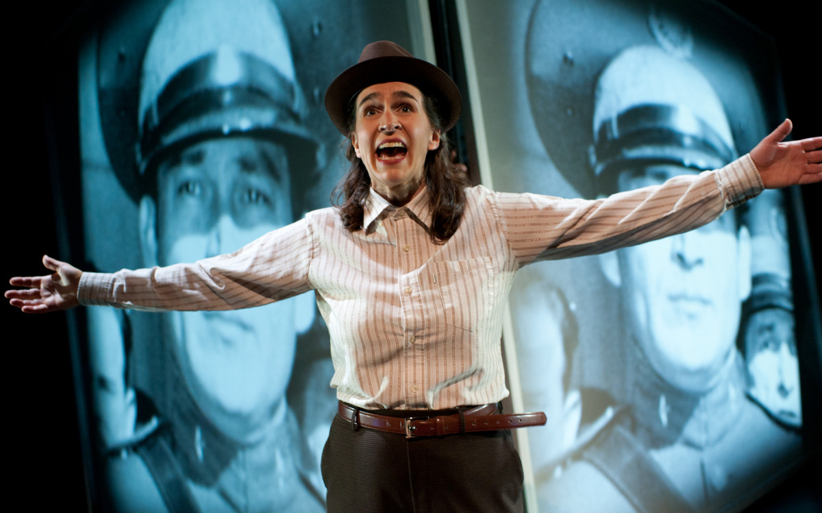 Vier Komödien und ein großes Historiendrama: Das Theater-Abo der Stadthalle kommt leichter und unterhaltsamer daher denn je