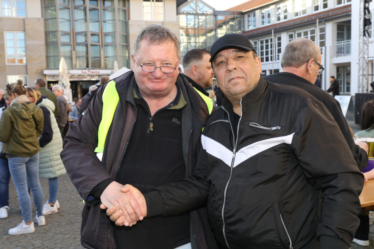 Volle Action auf dem Marktplatz: Wir zeigen Euch die tollsten Fotos von Gifhorns Tanz in den Mai