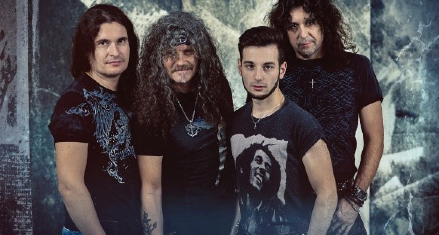 Von den Red Hot Chili Peppers bis zu City: Die Coverband Four Roses sind beim Gifhorner Altstadtfest dabei