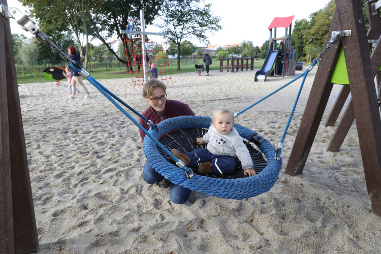 Von diesem Spielplatz schwärmen alle Kinder: Über den Themenspielplatz am Schlosssee hat KURT mit Planerin Daniela Krause gesprochen