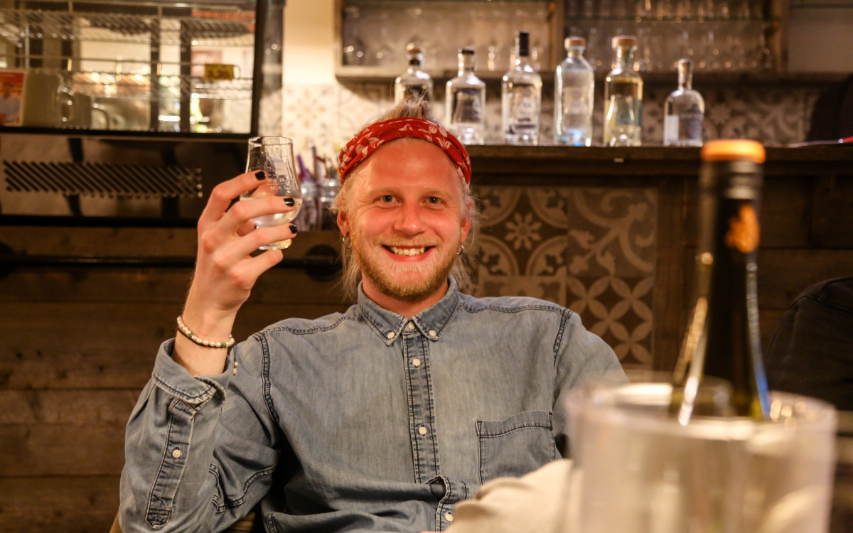 Wacholder auf der Zunge, die Hebriden im Herz - Wiertz Genussvoll verführt mit einem unvergleichlichen Gin-Tasting