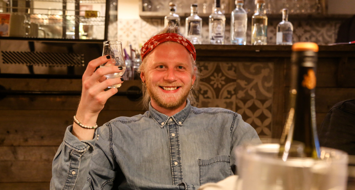 Wacholder auf der Zunge, die Hebriden im Herz - Wiertz Genussvoll verführt mit einem unvergleichlichen Gin-Tasting