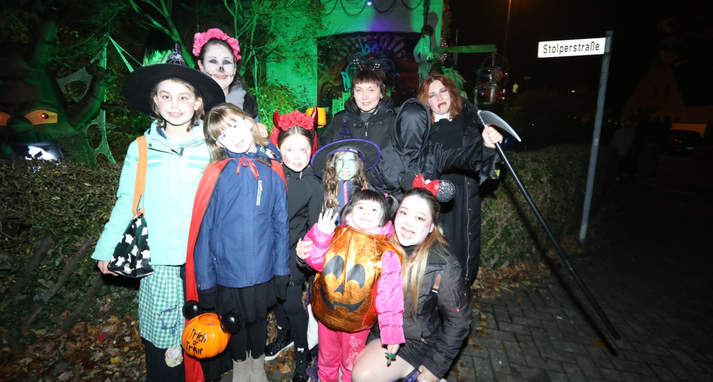 Wann, wo und wie? Schreibt und zeigt uns Eure Spukhäuser und Gruselgärten für Halloween