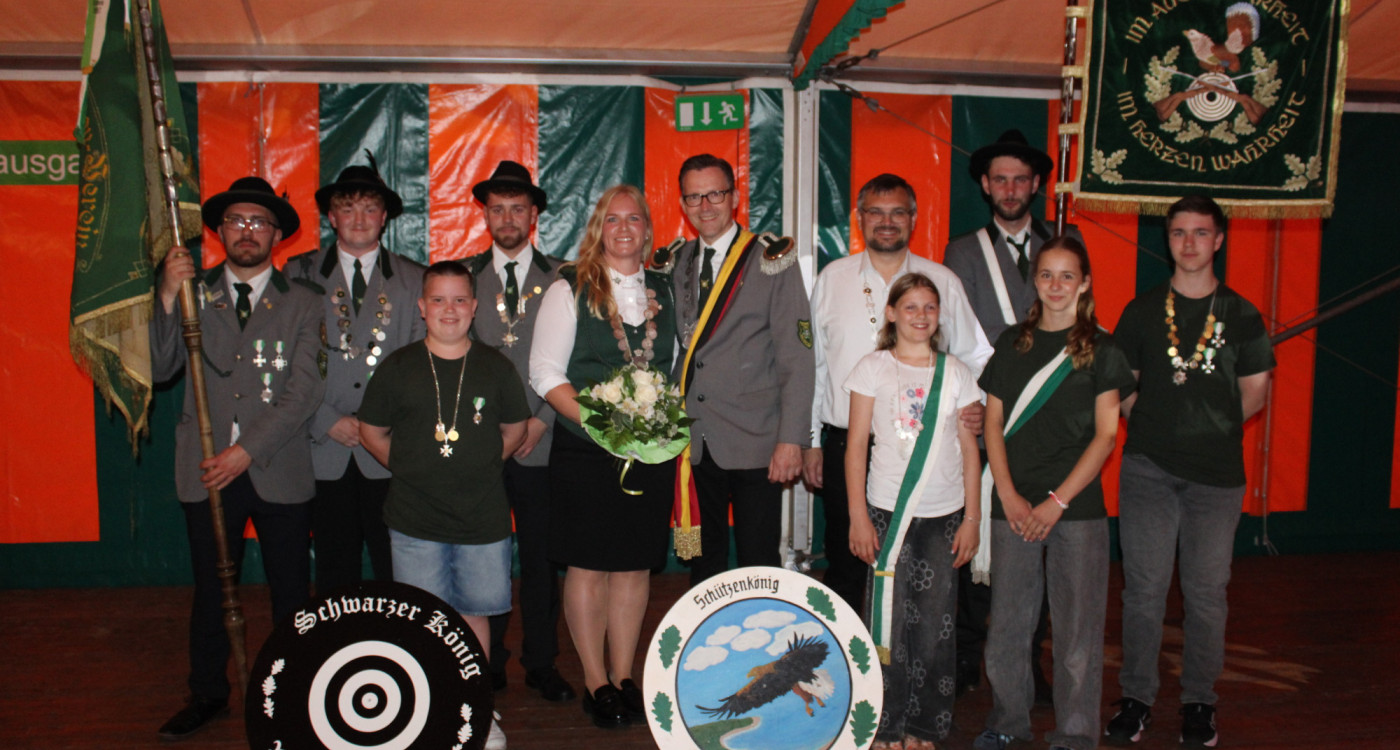 Warum in Vollbüttel auch noch ein Schwarzer König gesucht wird: Am 10. Juli startet das Schützenfest in Vollbüttel