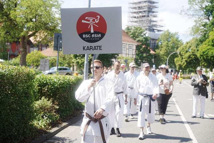 Was für ein Zauber: KURT zeigt Euch weitere 149 (!) Fotos vom Schützenfest-Wochenende in Gifhorn