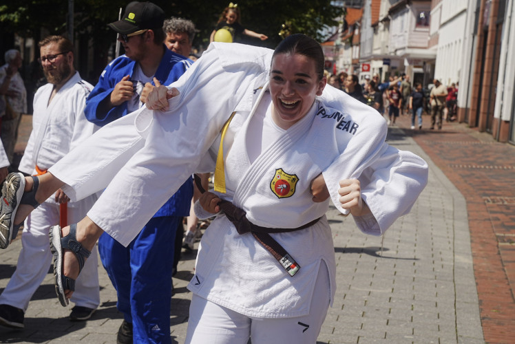 Was für ein Zauber: KURT zeigt Euch weitere 149 (!) Fotos vom Schützenfest-Wochenende in Gifhorn