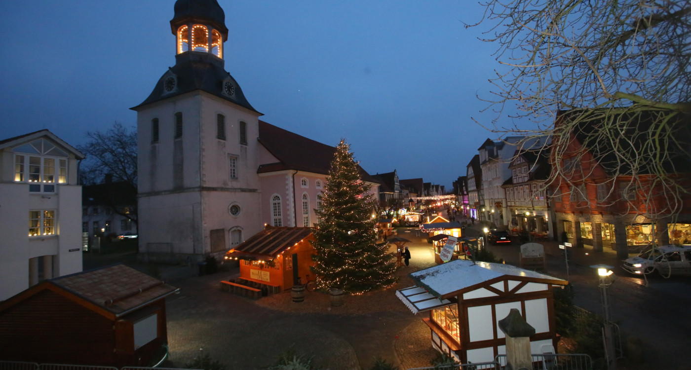 Weihnachten wie im eigenen Wohnzimmer: Vom 25. November bis zum 23. Dezember öffnet der Gifhorner Weihnachtsmarkt