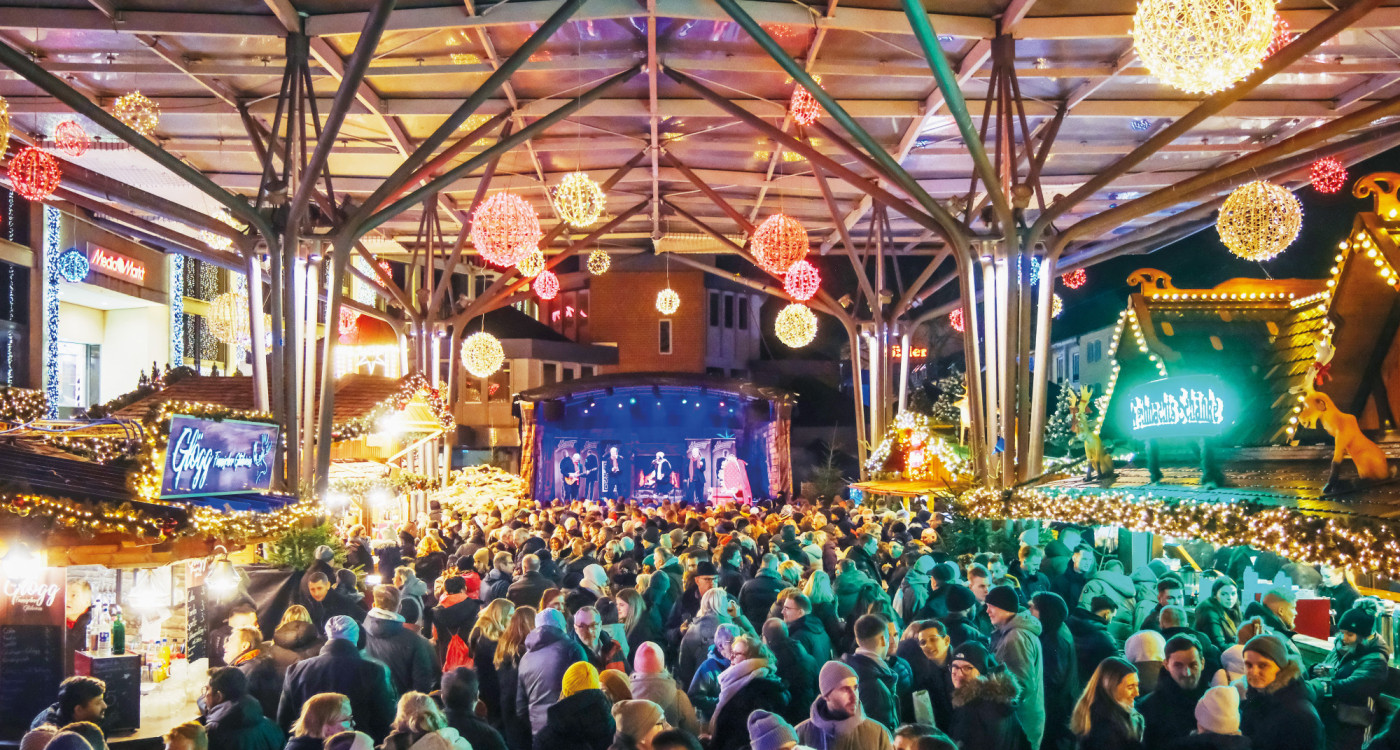 Weihnachtsmarkt ab 24. November: So erstrahlt die Wolfsburger Porschestraße im Lichterglanz