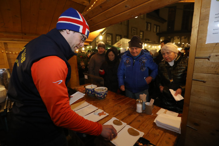 Weihnachtsstimmung im Gifhorner Schloss: KURT zeigt Euch die schönsten Bilder des Schlossmarkts