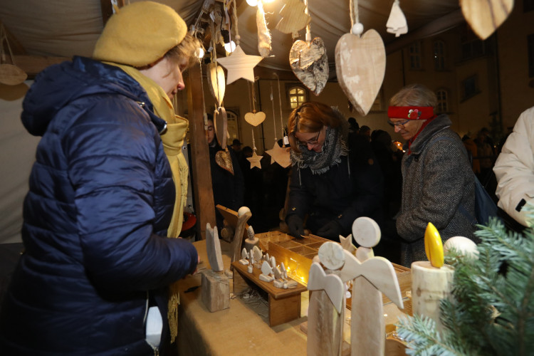 Weihnachtsstimmung im Gifhorner Schloss: KURT zeigt Euch die schönsten Bilder des Schlossmarkts