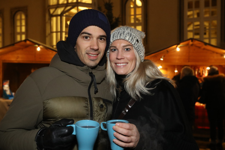Weihnachtsstimmung im Gifhorner Schloss: KURT zeigt Euch die schönsten Bilder des Schlossmarkts