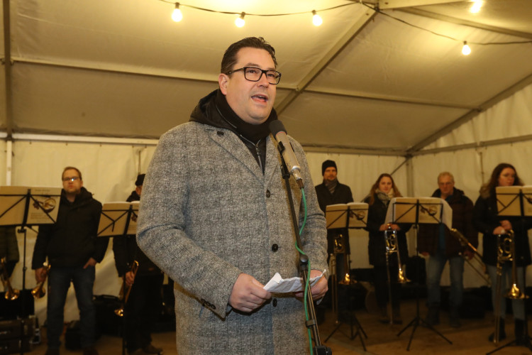 Weihnachtsstimmung im Gifhorner Schloss: KURT zeigt Euch die schönsten Bilder des Schlossmarkts