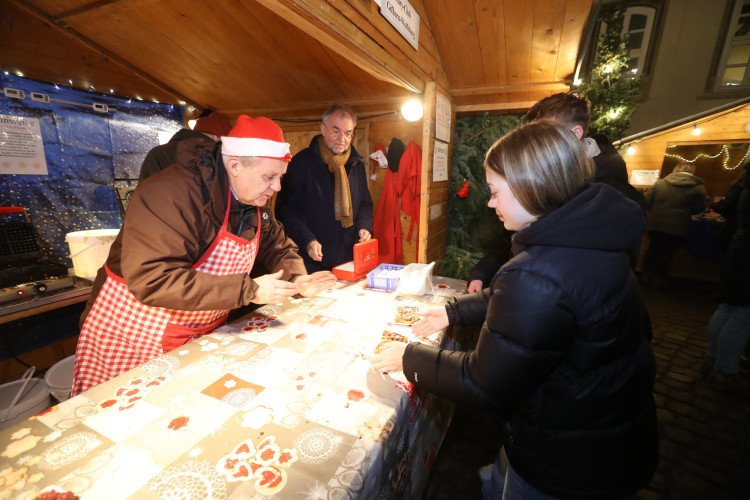 Weihnachtsstimmung im Gifhorner Schloss: KURT zeigt Euch die schönsten Bilder des Schlossmarkts