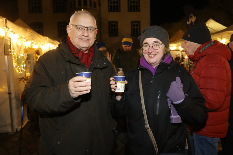 Weihnachtsstimmung im Gifhorner Schloss: KURT zeigt Euch die schönsten Bilder des Schlossmarkts