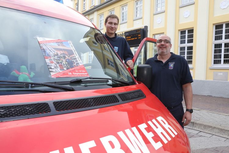 Weil sie sich kümmern, können wir feiern: Ehrenamtliche und hauptberufliche Helfer sind beim Altstadtfest im Einsatz