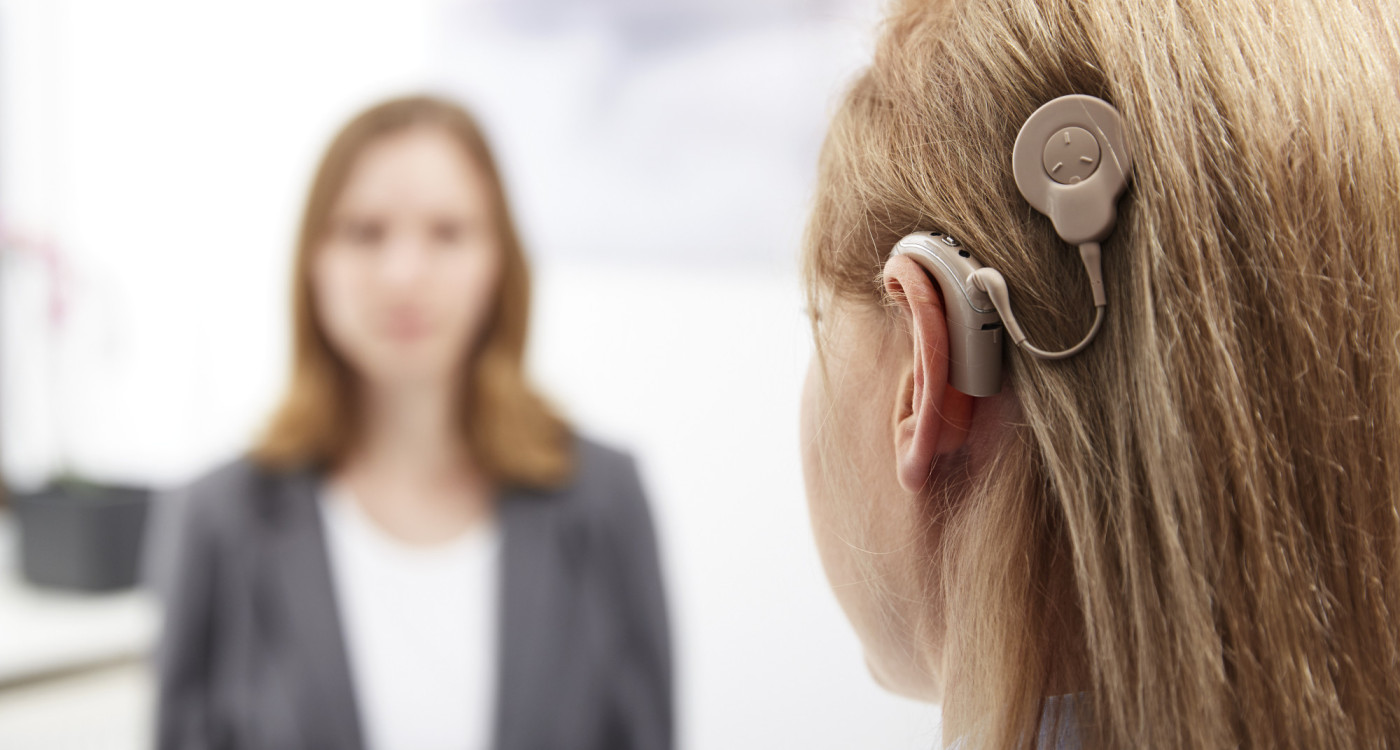 Wenn das Hörgerät nicht reicht: Bei JOVO Hörsysteme in Gifhorn gibt‘s Beratung und Nachsorge zu Implantaten