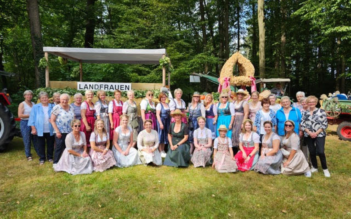 Wer sich ums Getreide kümmert, soll auch kräftig feiern: 40 Jahre Erntefest am 14. September in Kästorf