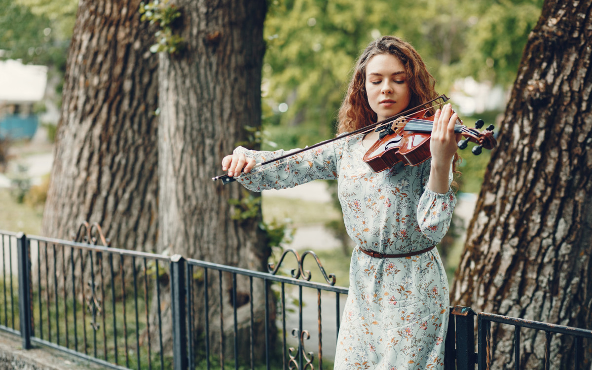 Wilder Genremix statt Summertime Sadness – Gifhorns Kreismusikschule lädt für Mittwoch zum Summertime Picknick Konzert ein