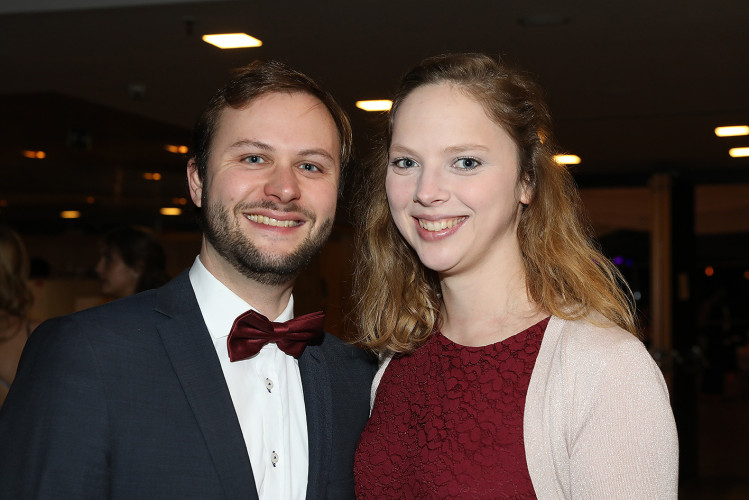 Wilder Ritt durch Gifhorns Stadthalle: 900 Gäste feiern voller Vergnügen den Kreisreiterball – KURT zeigt die schönsten Bilder