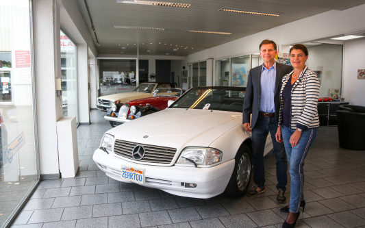 Wo die Oldtimer im Showroom glänzen - Autohaus Pachal punktet mit An- und Verkauf verschiedenster Fahrzeuge