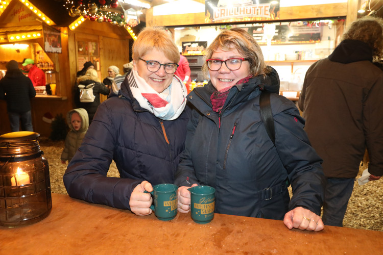 Wo sich Christkind und Väterchen Frost vergnügen würden: KURT zeigt Euch die schönsten Fotos vom Weihnachtsmarkt Gifhorn